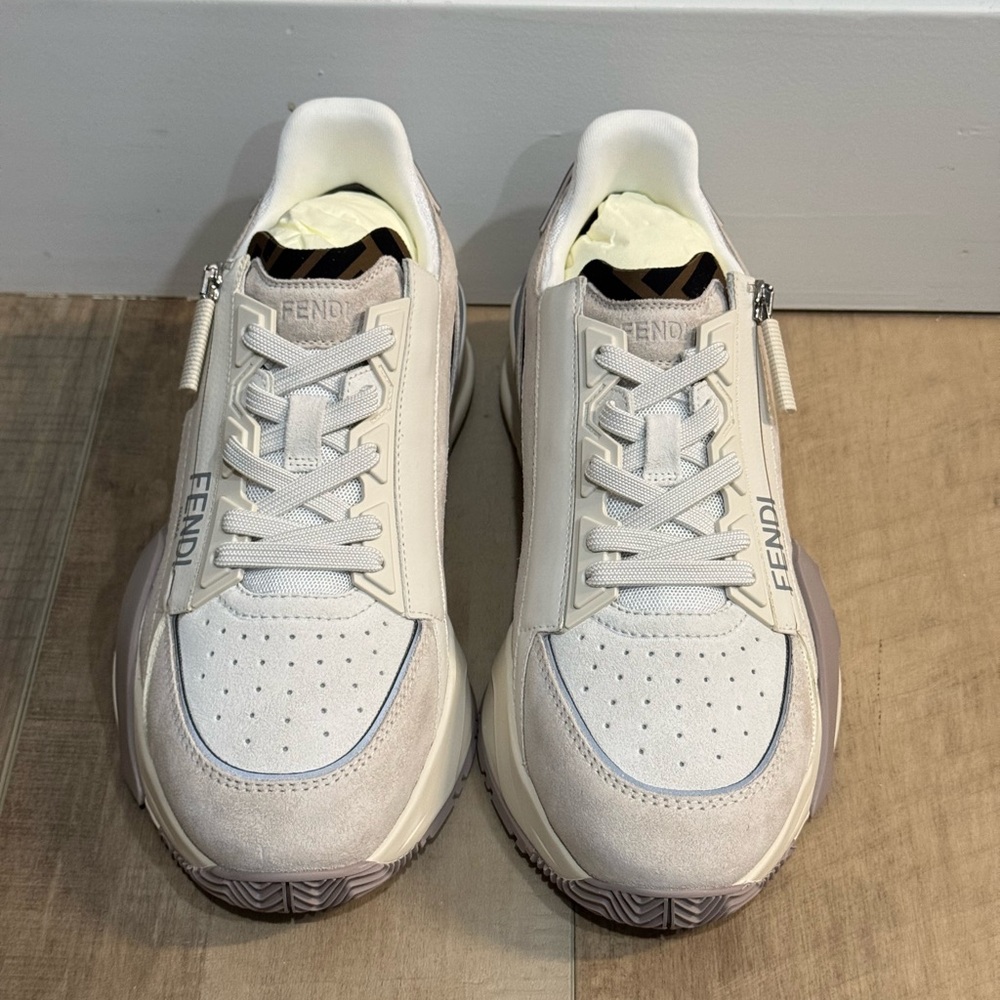 (SOLD) Fendi Flow Cream nylon and suede low-tops - Size 38.5 - Picture 4 of 15